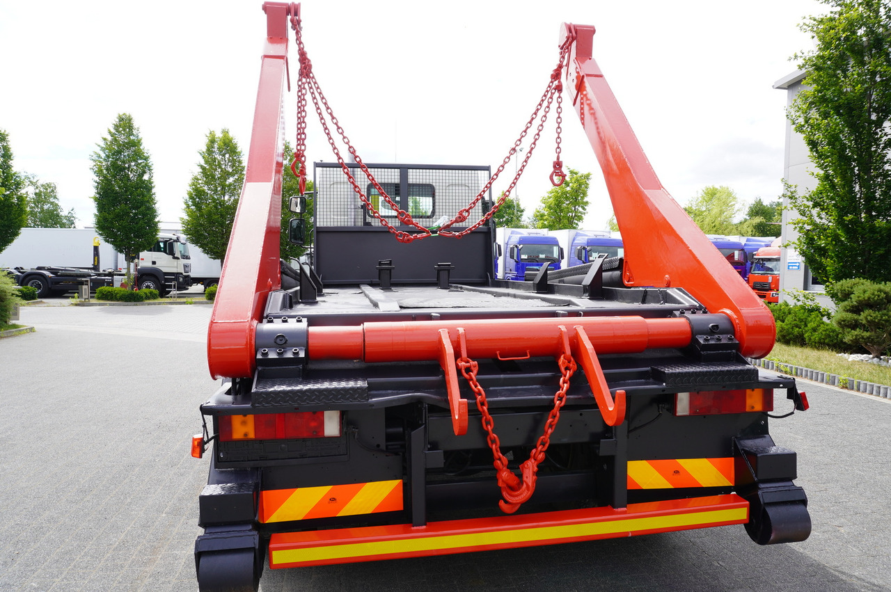 DAF LF 55.220 Skip loader GUIMA PALFINGER M14T - Портальный бункеровоз: фото 5 DAF LF 55.220 Skip loader GUIMA PALFINGER M14T - Портальный бункеровоз: фото 5