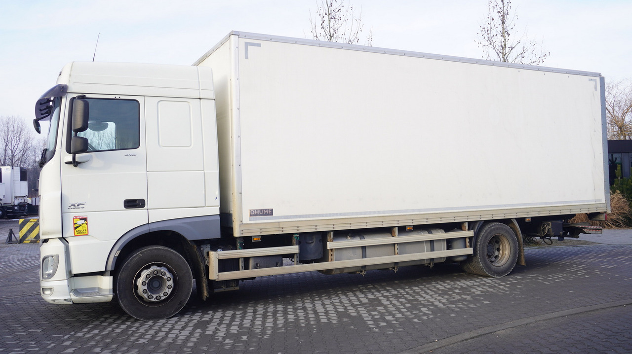 DAF XF 410 EURO 6 /410 HP / 20 EPAL / Dhollandia lift 1500 kg - Грузовик с закрытым кузовом: фото 3 DAF XF 410 EURO 6 /410 HP / 20 EPAL / Dhollandia lift 1500 kg - Грузовик с закрытым кузовом: фото 3