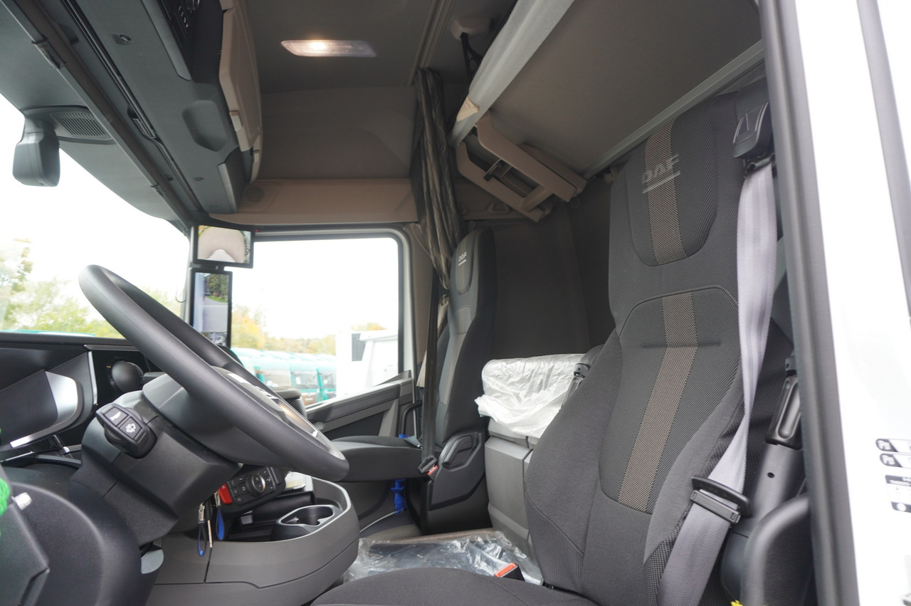 DAF XF 450 6x2 NEW / 2025 / NEW Lamberet 18 EPAL Refrigerator / Carrier Supra 850 / No mileage - Рефрижератор: фото 3 DAF XF 450 6x2 NEW / 2025 / NEW Lamberet 18 EPAL Refrigerator / Carrier Supra 850 / No mileage - Рефрижератор: фото 3