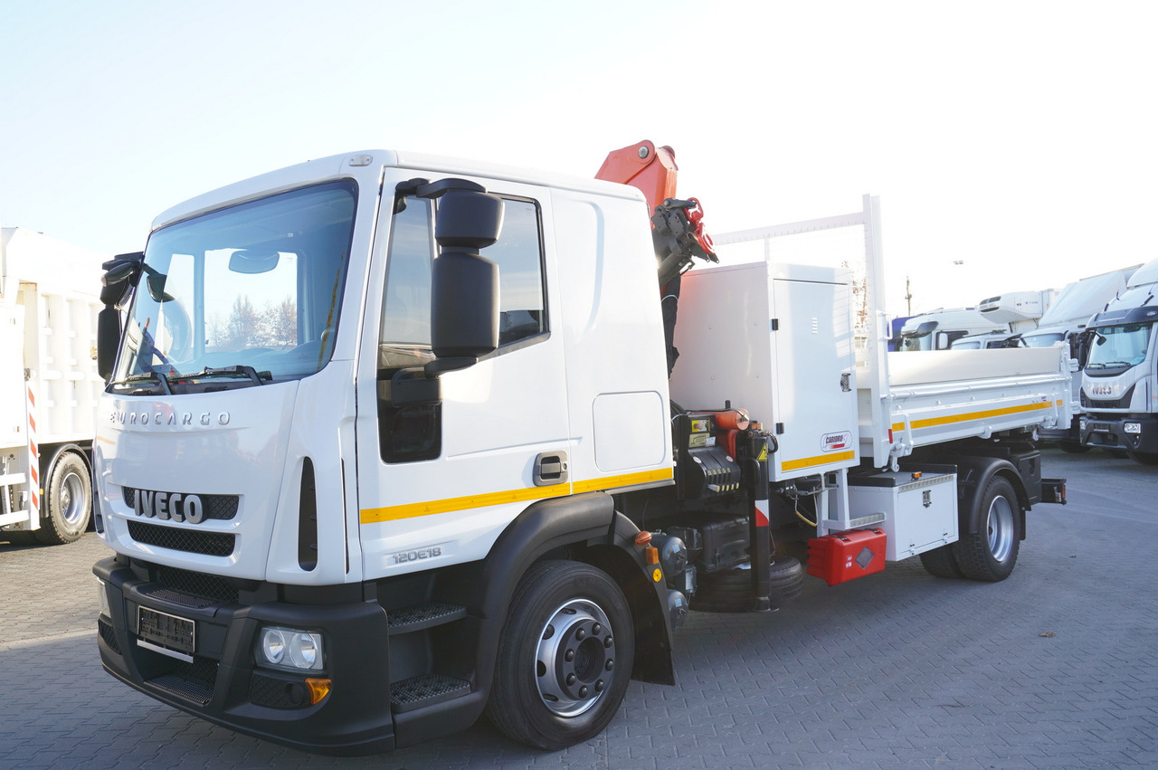 Самосвал, Автоманипулятор IVECO Eurocargo 120E18 Crane Palfinger / 3-way tipper / sleeper cab: фото 6
