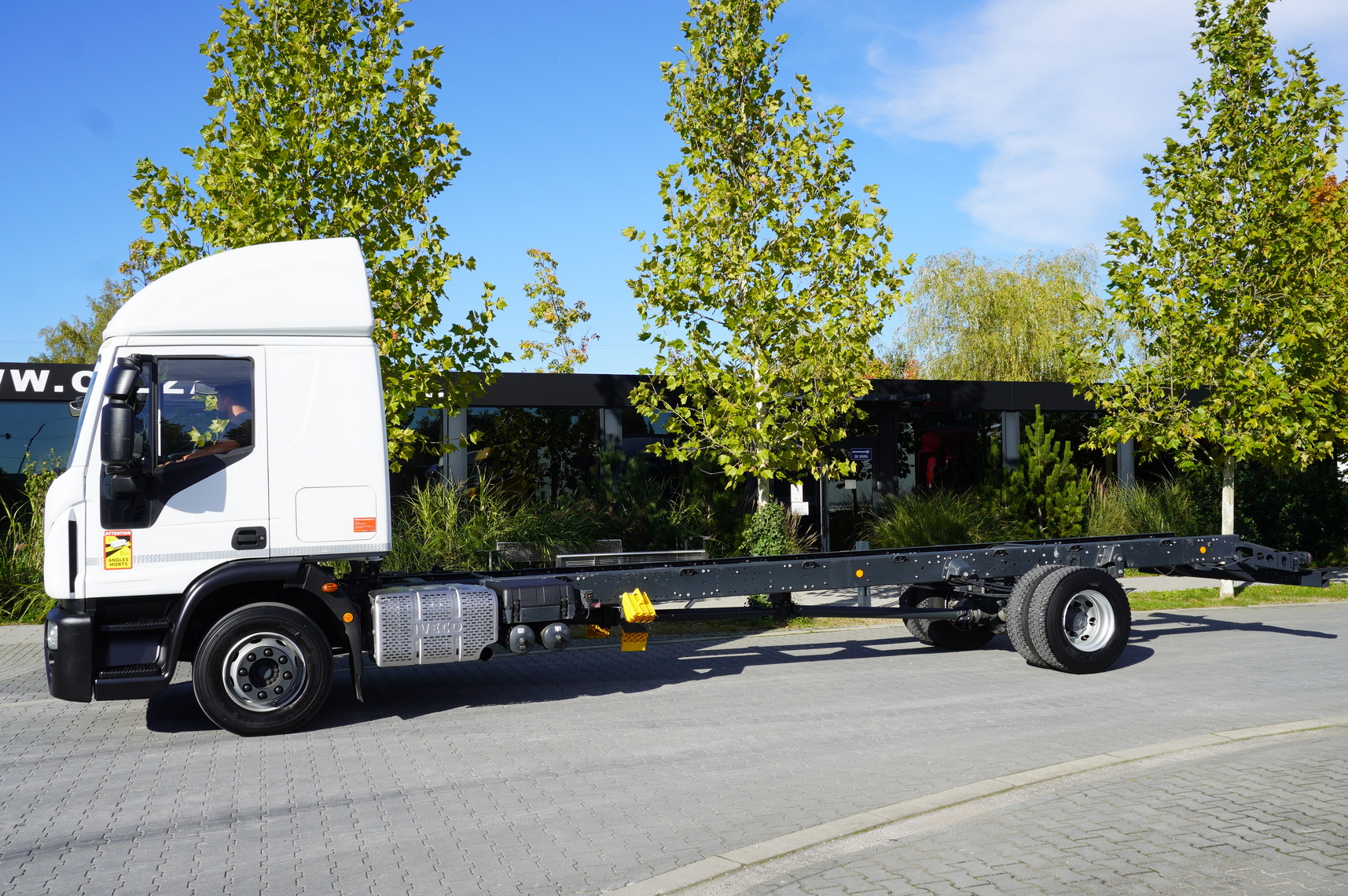 IVECO Eurocargo 140e19 4×2 E6 Glob / ADR / frame 8,1m - Грузовик-шасси: фото 2 IVECO Eurocargo 140e19 4×2 E6 Glob / ADR / frame 8,1m - Грузовик-шасси: фото 2