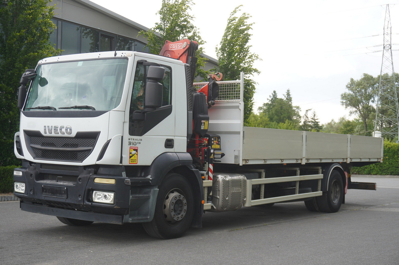 IVECO STRALIS 19.310 E6 / Flatbed 19 EPAL / FASSI F135 / 225 MTH! / 5.7 T - Грузовик бортовой/ Платформа, Автоманипулятор: фото 3 IVECO STRALIS 19.310 E6 / Flatbed 19 EPAL / FASSI F135 / 225 MTH! / 5.7 T - Грузовик бортовой/ Платформа, Автоманипулятор: фото 3
