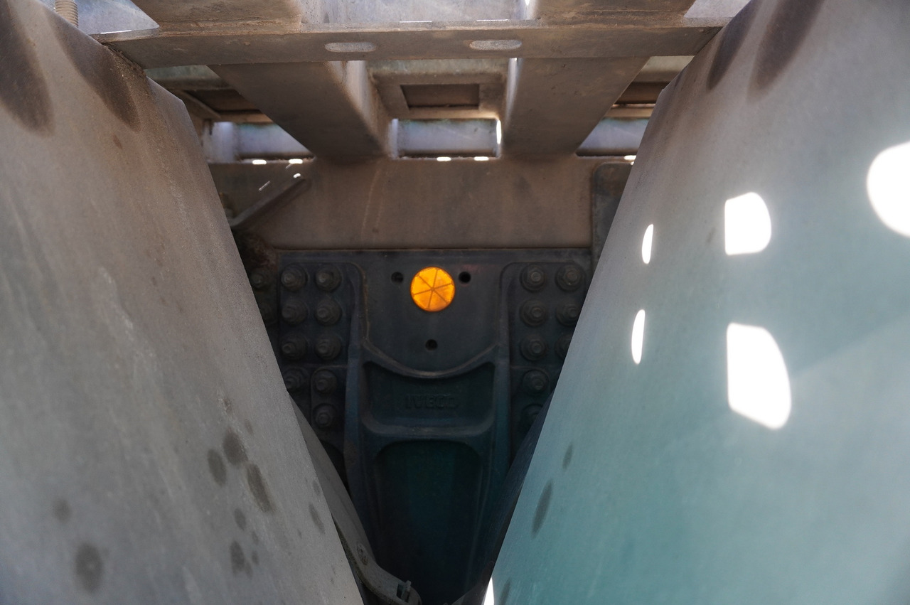 Эвакуатор IVECO Stralis 360 EEV Tow truck 6x2: фото 13 Эвакуатор IVECO Stralis 360 EEV Tow truck 6x2: фото 13