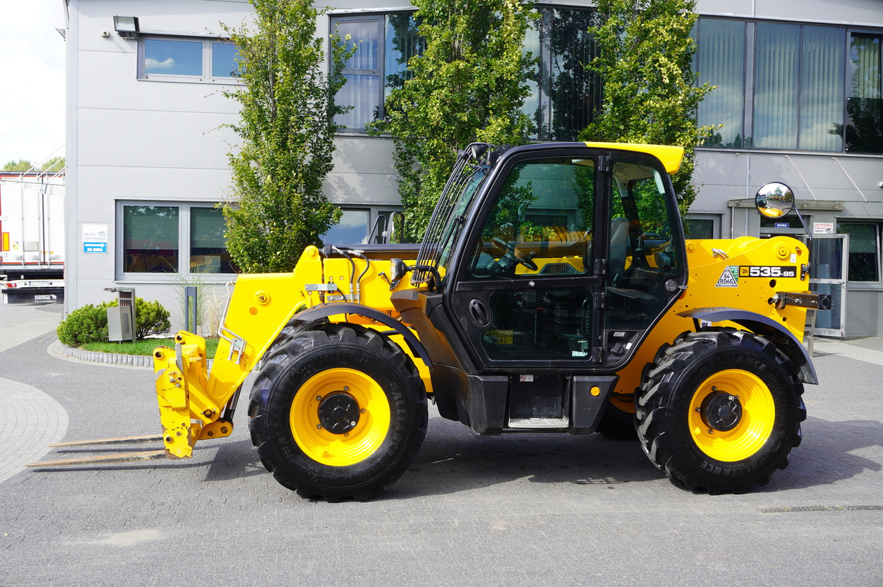 JCB 535-95 / 3.5 T / range 9.5 m / 700 MTH! - Телескопический фронтальный погрузчик: фото 4 JCB 535-95 / 3.5 T / range 9.5 m / 700 MTH! - Телескопический фронтальный погрузчик: фото 4