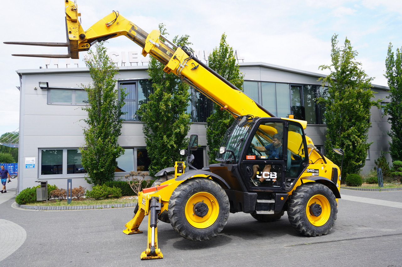 Телескопический фронтальный погрузчик JCB 540-140 telescopic loader / 14 m range / 1800 MTH: фото 19