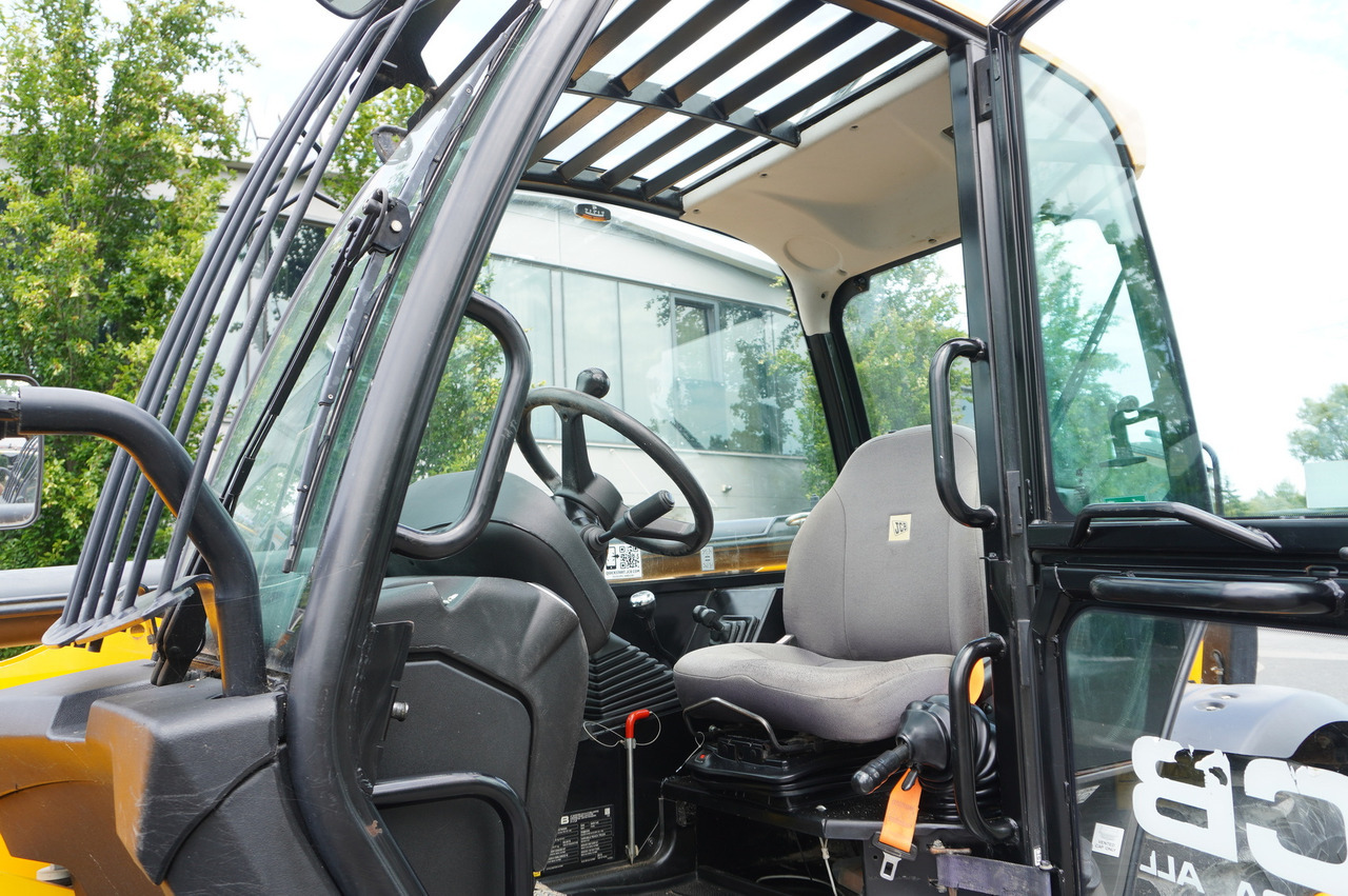 Телескопический фронтальный погрузчик JCB 540-140 telescopic loader / 14 m range / 1800 MTH: фото 24