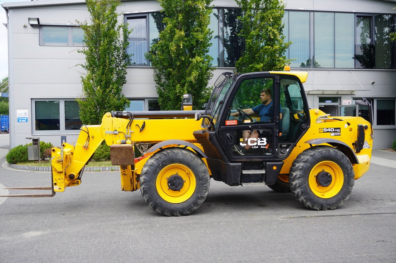 JCB 540-140 telescopic loader / 14 m range / 1800 MTH - Телескопический фронтальный погрузчик: фото 3 JCB 540-140 telescopic loader / 14 m range / 1800 MTH - Телескопический фронтальный погрузчик: фото 3