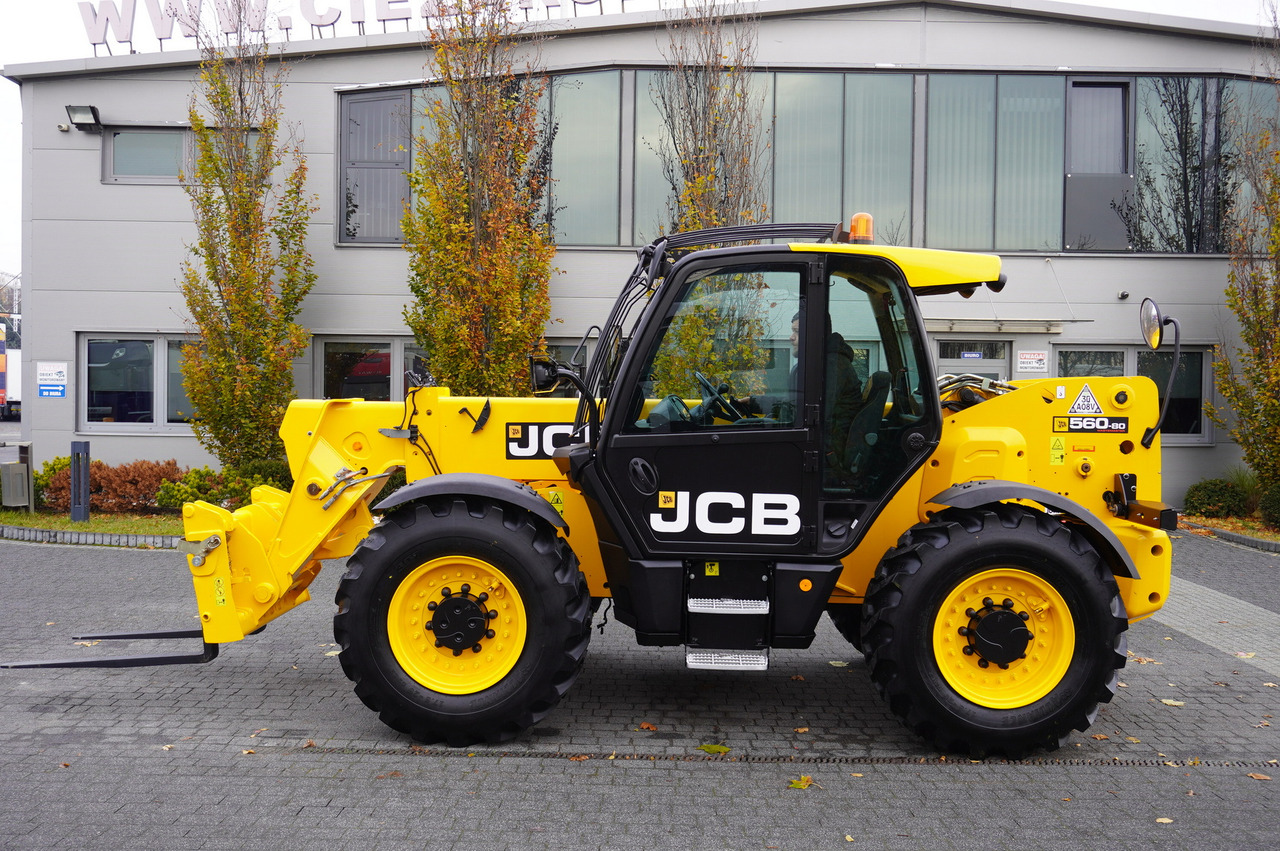 JCB 560-80 / 6 ton lifting capacity / power 146 HP - Колёсный погрузчик: фото 3 JCB 560-80 / 6 ton lifting capacity / power 146 HP - Колёсный погрузчик: фото 3