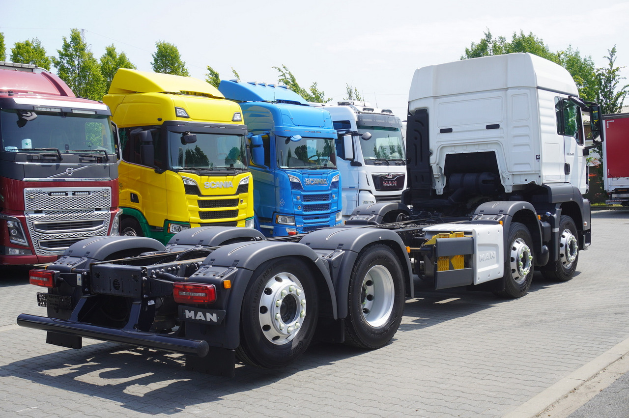 MAN TGS 35.420 8x2 / Chassis 6.4 m / 3 steered axles - Грузовик-шасси: фото 5 MAN TGS 35.420 8x2 / Chassis 6.4 m / 3 steered axles - Грузовик-шасси: фото 5