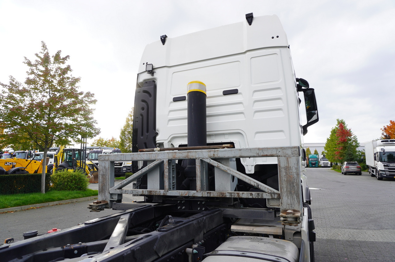 MAN TGX 26.470 6x2 COINTAINERKIPPER HYVA HIRMSCHLING / 200 tho. km! - Грузовик-контейнеровоз/ Сменный кузов: фото 5 MAN TGX 26.470 6x2 COINTAINERKIPPER HYVA HIRMSCHLING / 200 tho. km! - Грузовик-контейнеровоз/ Сменный кузов: фото 5