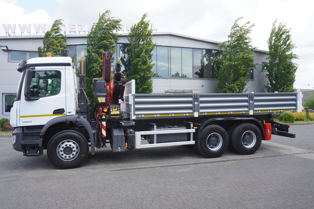 MERCEDES-BENZ AROCS 2633 6x4 / 5.5 T crane FASSI F135 / Tipper 15 EPAL - Автоманипулятор: фото 3 MERCEDES-BENZ AROCS 2633 6x4 / 5.5 T crane FASSI F135 / Tipper 15 EPAL - Автоманипулятор: фото 3