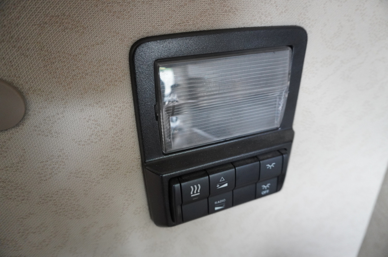 Рефрижератор MERCEDES-BENZ Actros 1824 / Refrigerator 22 EPAL / Carrier Supra 850 / Sleeping cabin: фото 29 Рефрижератор MERCEDES-BENZ Actros 1824 / Refrigerator 22 EPAL / Carrier Supra 850 / Sleeping cabin: фото 29