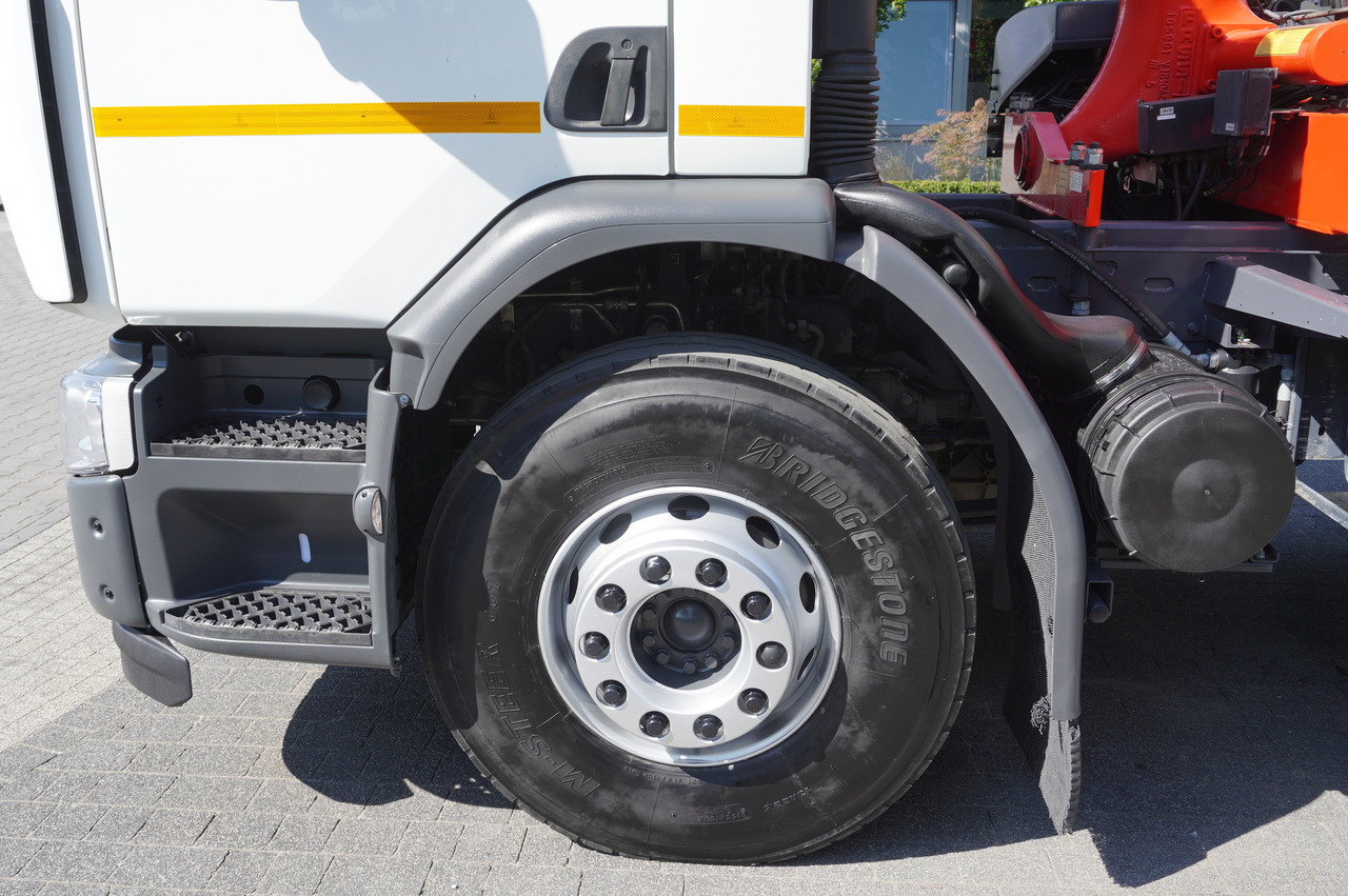 Грузовик бортовой/ Платформа, Автоманипулятор RENAULT C280 DTI 8 / FASSI crane 5.6 T / range 8 m / Flatbed 15 EPAL: фото 14