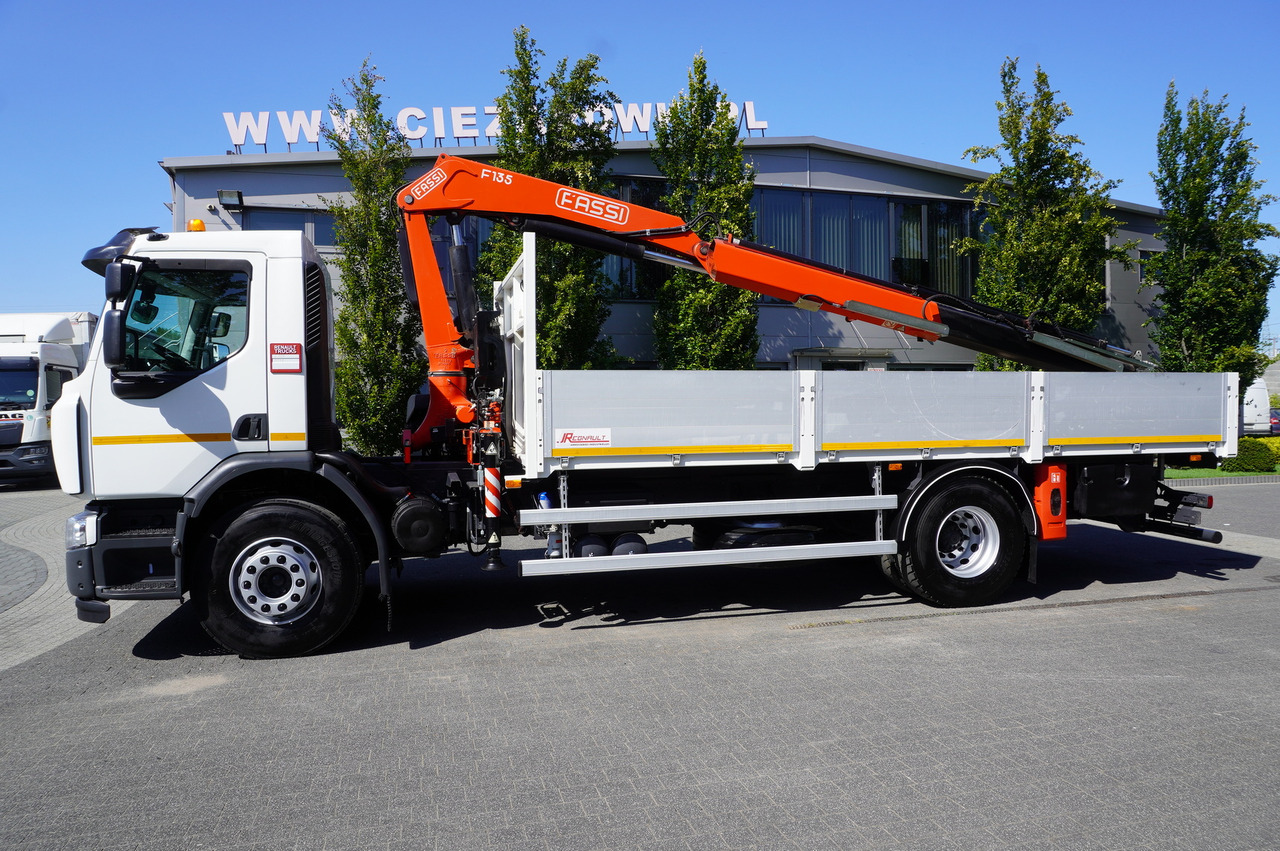 RENAULT C280 DTI 8 / FASSI crane 5.6 T / range 8 m / Flatbed 15 EPAL - Грузовик бортовой/ Платформа, Автоманипулятор: фото 4 RENAULT C280 DTI 8 / FASSI crane 5.6 T / range 8 m / Flatbed 15 EPAL - Грузовик бортовой/ Платформа, Автоманипулятор: фото 4