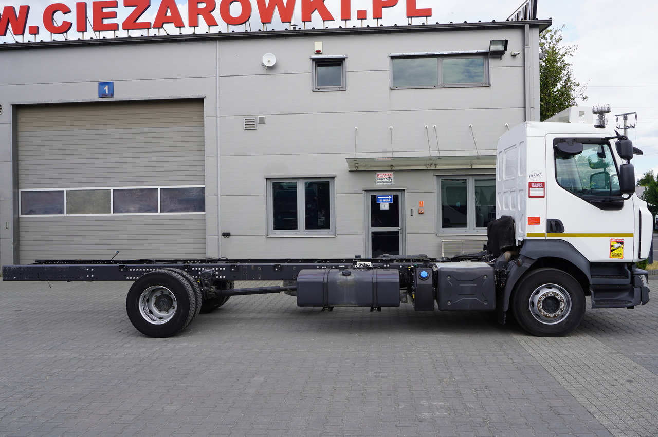 RENAULT D16 / Chassis 7.1 m / Differential lock - Грузовик-контейнеровоз/ Сменный кузов: фото 2 RENAULT D16 / Chassis 7.1 m / Differential lock - Грузовик-контейнеровоз/ Сменный кузов: фото 2