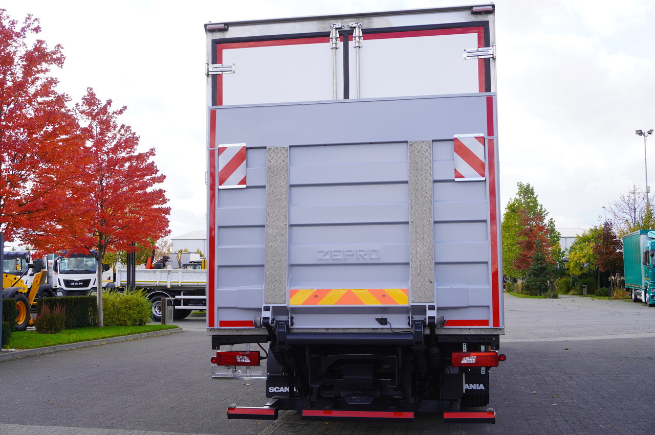 SCANIA R500 E6 6x2 / Lecapitaine 21 EPAL refrigerator / Carrier Supra 1150 / 2021 / steered axle - Рефрижератор: фото 3 SCANIA R500 E6 6x2 / Lecapitaine 21 EPAL refrigerator / Carrier Supra 1150 / 2021 / steered axle - Рефрижератор: фото 3