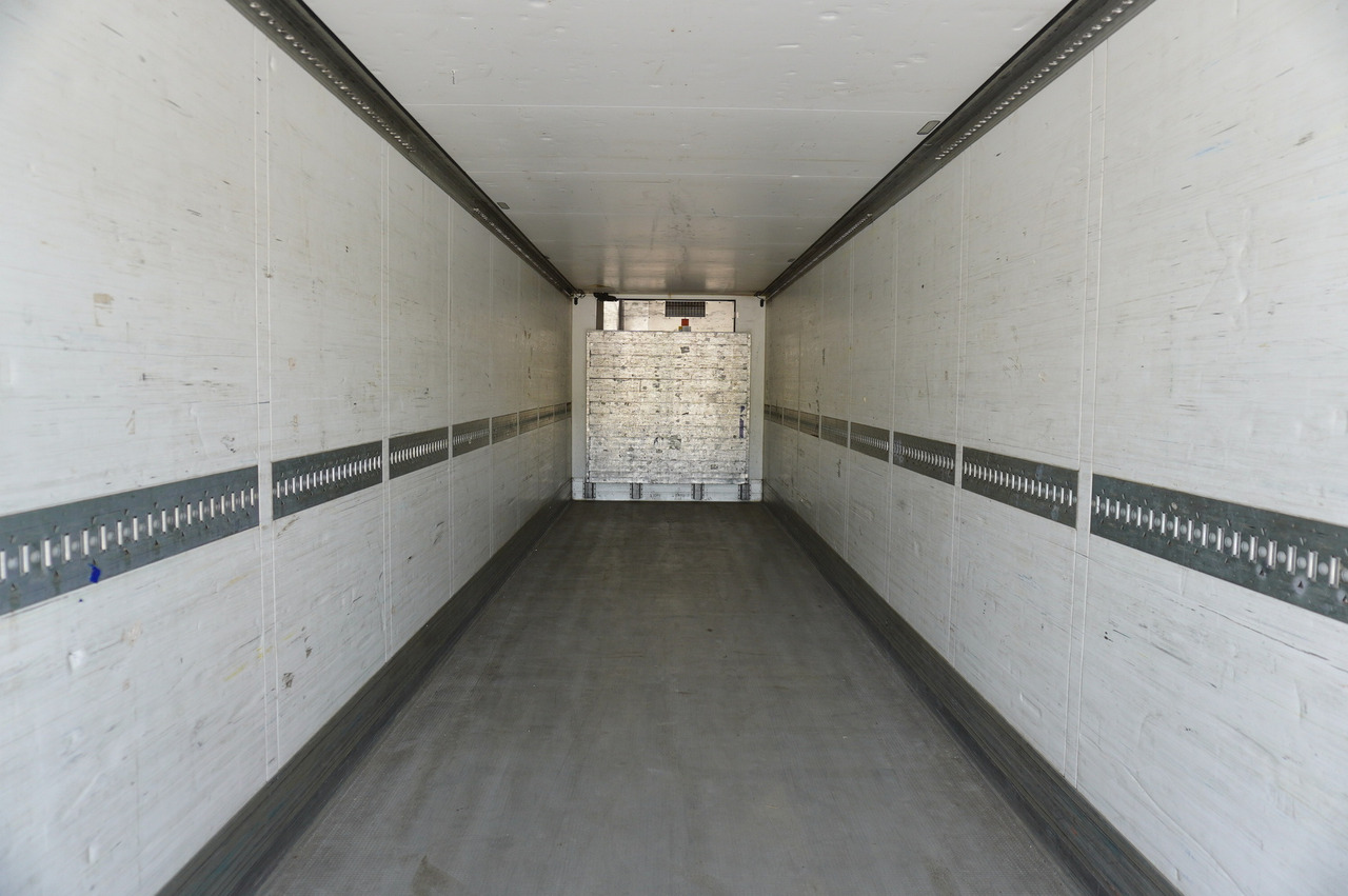 SCHMITZ refrigerated semi-trailer / Thermoking SLX E Spectrum 250 / Multitemperature - Полуприцеп-рефрижератор: фото 4 SCHMITZ refrigerated semi-trailer / Thermoking SLX E Spectrum 250 / Multitemperature - Полуприцеп-рефрижератор: фото 4