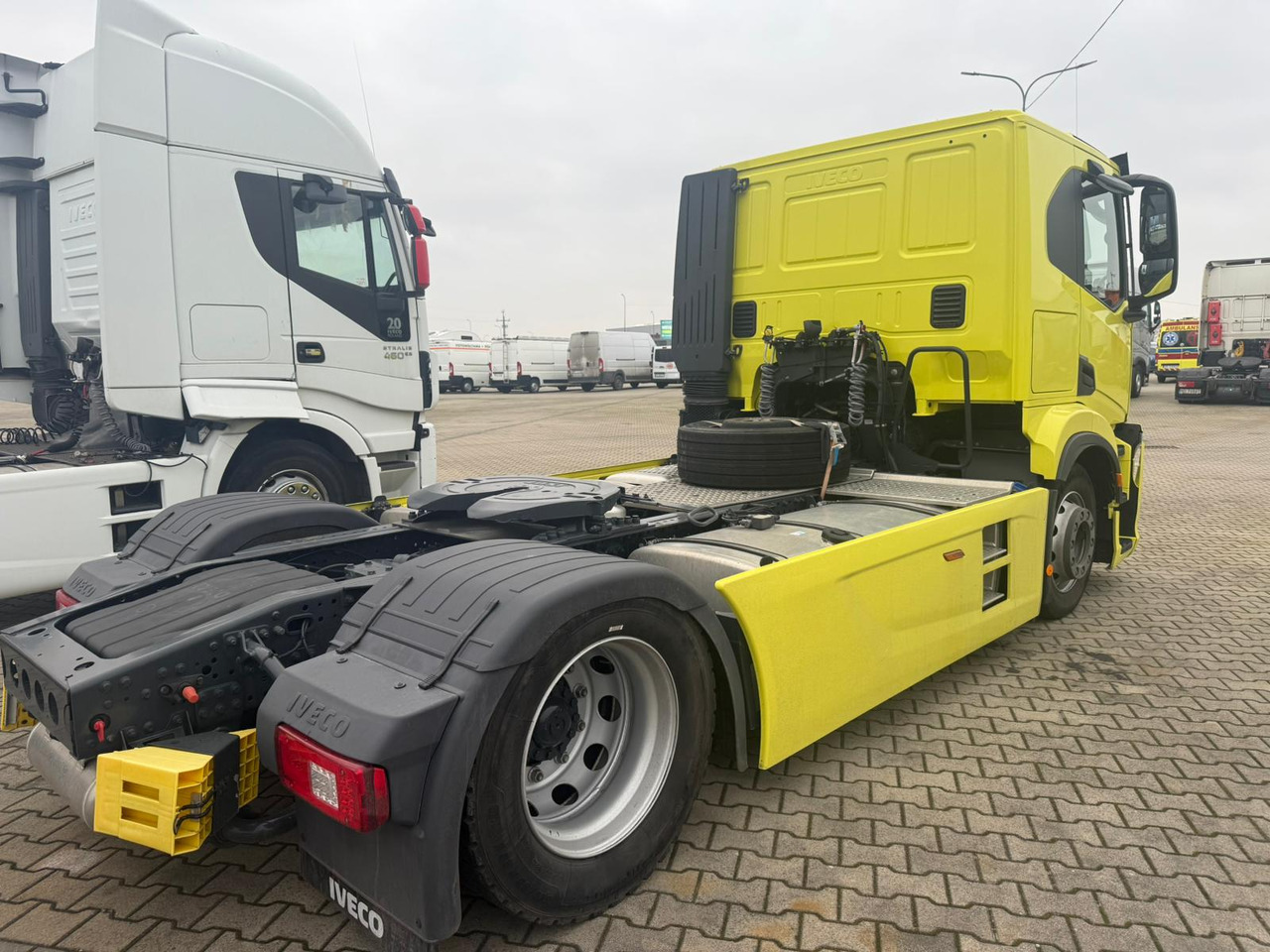 IVECO S-WAY 480 AT440 tractor unit / 2022 / 130 tho. km / Retarder - Тягач: фото 3 IVECO S-WAY 480 AT440 tractor unit / 2022 / 130 tho. km / Retarder - Тягач: фото 3