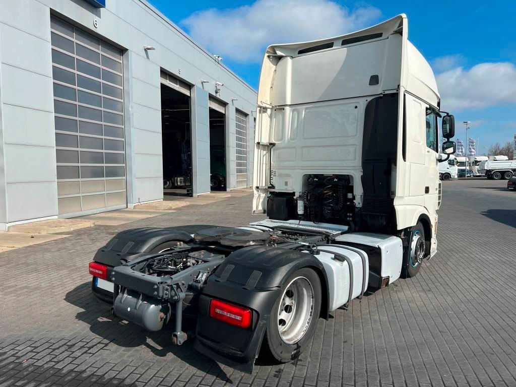 DAF XF 480 FT SSC Low Deck TraXon Intarder 2 x Tank - Тягач: фото 4 DAF XF 480 FT SSC Low Deck TraXon Intarder 2 x Tank - Тягач: фото 4