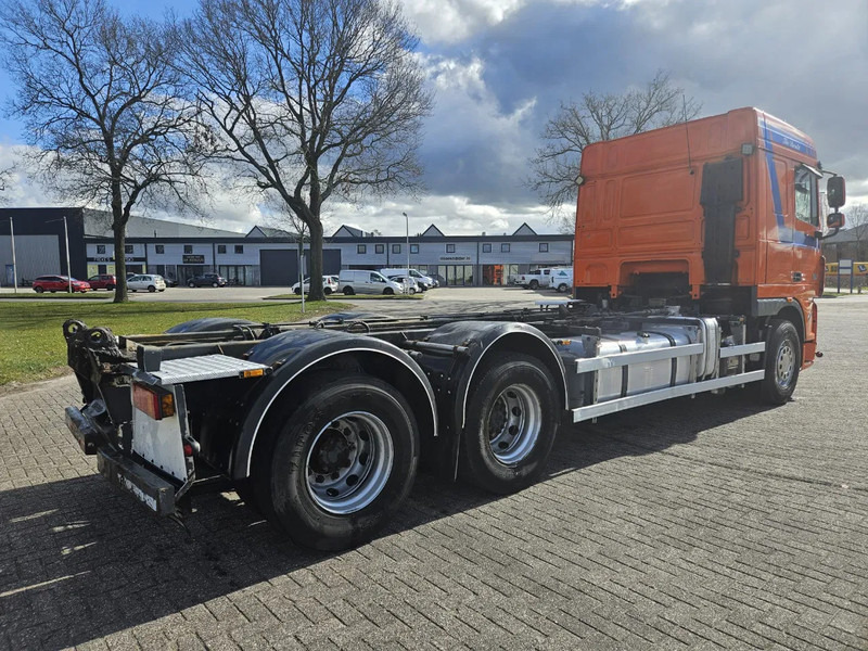 DAF XF 105 410 | 6X2 | Manual | Euro 5 | 10 Tyres - Грузовик-шасси: фото 4 DAF XF 105 410 | 6X2 | Manual | Euro 5 | 10 Tyres - Грузовик-шасси: фото 4