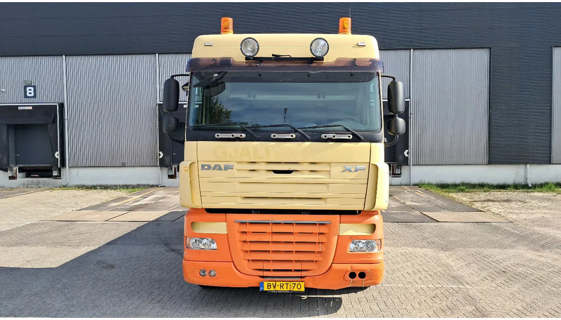 DAF XF 105 410 Spacecab 6x2 Euro 5 - Грузовик бортовой/ Платформа: фото 2 DAF XF 105 410 Spacecab 6x2 Euro 5 - Грузовик бортовой/ Платформа: фото 2