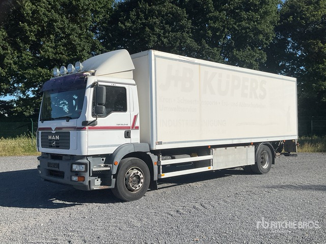 2006 MAN TGM 18.240 4x2 (Inoperable) Van Truck - Цельнометаллический фургон: фото 2 2006 MAN TGM 18.240 4x2 (Inoperable) Van Truck - Цельнометаллический фургон: фото 2