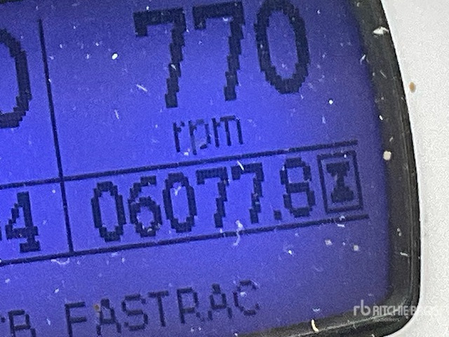 2009 JCB Fastrac 7200 P-Tronic 4WD Tractor - Трактор: фото 5 2009 JCB Fastrac 7200 P-Tronic 4WD Tractor - Трактор: фото 5