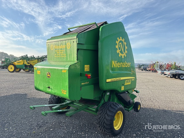 2012 John Deere 864P Round Baler - Пресс-подборщик рулонный: фото 3 2012 John Deere 864P Round Baler - Пресс-подборщик рулонный: фото 3
