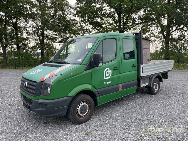 2015 Volkswagen Crafter 4x2 Crew Cab Flatbed Truck - Грузовик бортовой/ Платформа: фото 2 2015 Volkswagen Crafter 4x2 Crew Cab Flatbed Truck - Грузовик бортовой/ Платформа: фото 2