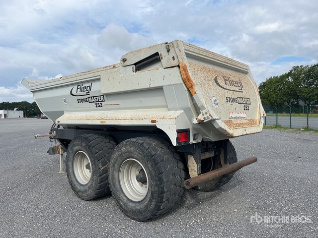 2020 fliegl Stone-Master 252 T/A End Dump Trailer - Самосвальный прицеп: фото 3 2020 fliegl Stone-Master 252 T/A End Dump Trailer - Самосвальный прицеп: фото 3
