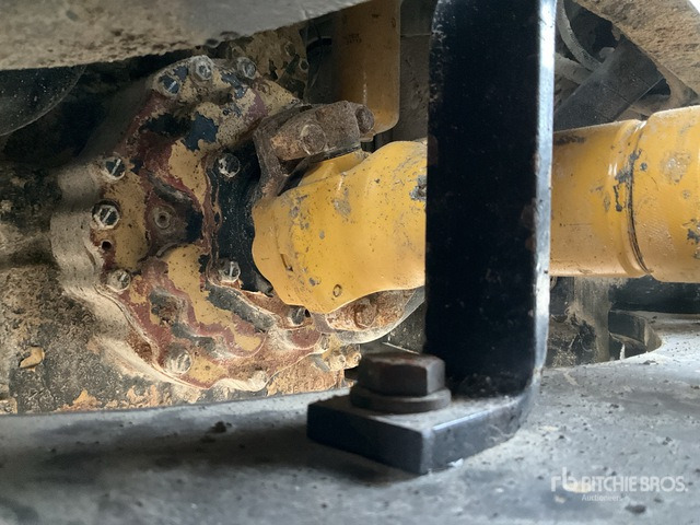 2004 Komatsu WA480-5 Wheel Loader - Колёсный погрузчик: фото 3 2004 Komatsu WA480-5 Wheel Loader - Колёсный погрузчик: фото 3