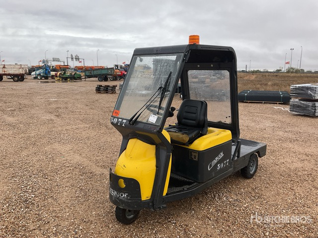 2014 Dec BULL4 Tow Truck - Складской тягач: фото 1 2014 Dec BULL4 Tow Truck - Складской тягач: фото 1