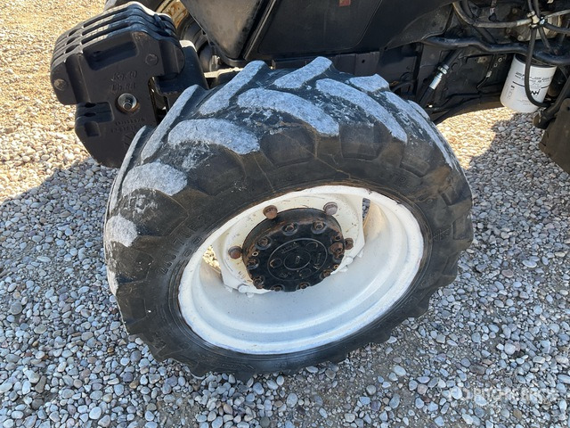 2014 New Holland T4.95F 4WD Tractor - Трактор: фото 4 2014 New Holland T4.95F 4WD Tractor - Трактор: фото 4