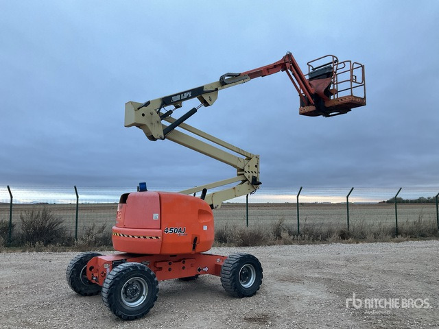 2015 JLG 450AJ Series ll 4WD Diesel Articulating Boom Lift - Коленчатый подъемник: фото 1 2015 JLG 450AJ Series ll 4WD Diesel Articulating Boom Lift - Коленчатый подъемник: фото 1