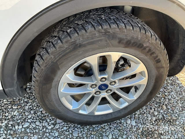 2021 Ford Kuga Automobile - Внедорожник: фото 4 2021 Ford Kuga Automobile - Внедорожник: фото 4