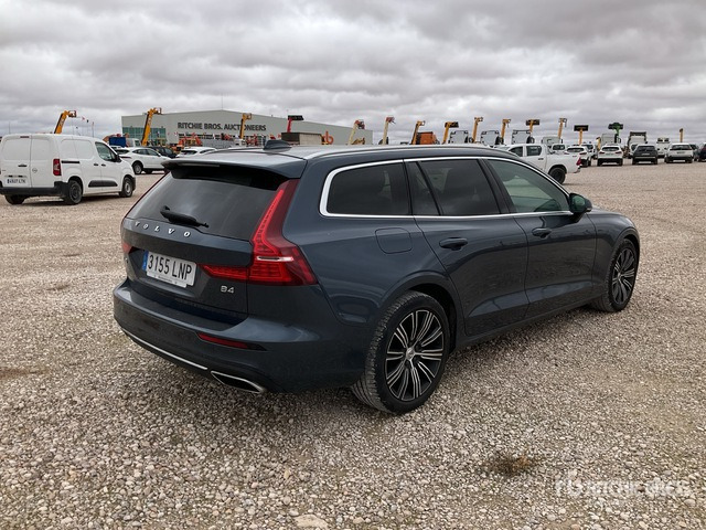 2021 Volvo V60 SUV - Внедорожник: фото 3 2021 Volvo V60 SUV - Внедорожник: фото 3