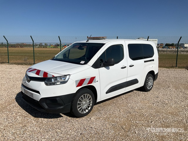 2022 Toyota Proace City Verso 5 Passenger Van - Микроавтобус, Пассажирский фургон: фото 2 2022 Toyota Proace City Verso 5 Passenger Van - Микроавтобус, Пассажирский фургон: фото 2