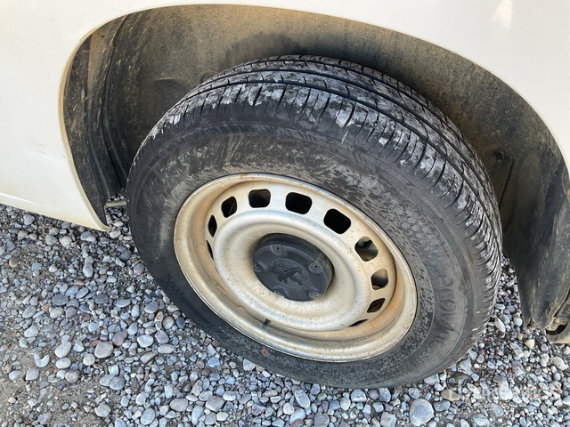 2019 Peugeot Partner Cargo Van - Коммерческий автомобиль: фото 4 2019 Peugeot Partner Cargo Van - Коммерческий автомобиль: фото 4