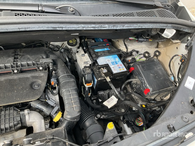 2019 Peugeot Partner Cargo Van - Коммерческий автомобиль: фото 5 2019 Peugeot Partner Cargo Van - Коммерческий автомобиль: фото 5