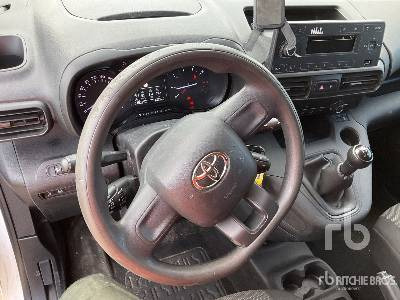 Легковой автомобиль TOYOTA PROACE CITY VER: фото 10