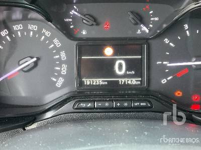 Цельнометаллический фургон TOYOTA PROACE: фото 6