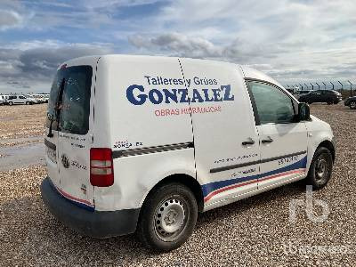 VOLKSWAGEN CADDY 1.6D - Цельнометаллический фургон: фото 3 VOLKSWAGEN CADDY 1.6D - Цельнометаллический фургон: фото 3