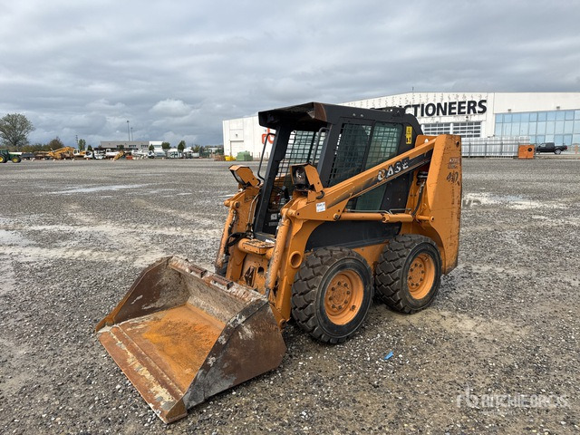 2005 Case 410 High Flow Skid Steer Loader - Мини-погрузчик с бортовым поворотом: фото 1 2005 Case 410 High Flow Skid Steer Loader - Мини-погрузчик с бортовым поворотом: фото 1