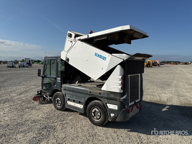 2006 Schmidt Compact 200 Autocarro spazzatrice - Подметально-уборочная машина: фото 3 2006 Schmidt Compact 200 Autocarro spazzatrice - Подметально-уборочная машина: фото 3