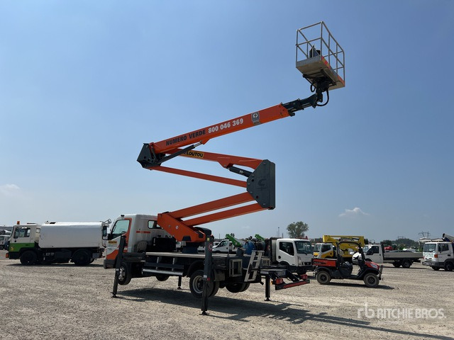 2013 Mitsubishi Canter 6C15 2013 Socage DA328 28 m on Bucket Truck - Грузовик с подъемником: фото 3 2013 Mitsubishi Canter 6C15 2013 Socage DA328 28 m on Bucket Truck - Грузовик с подъемником: фото 3