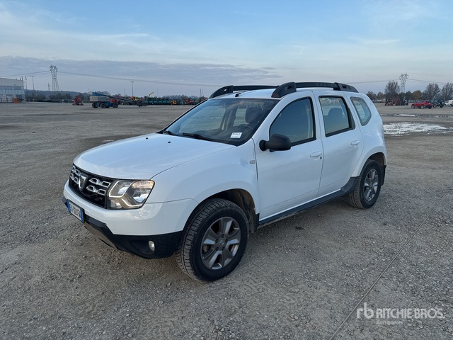 2014 DACIA DUSTER 4WD SUV - Внедорожник: фото 1 2014 DACIA DUSTER 4WD SUV - Внедорожник: фото 1