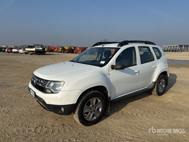 2014 Dacia Duster 4WD SUV - Внедорожник: фото 2 2014 Dacia Duster 4WD SUV - Внедорожник: фото 2
