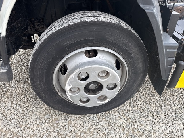 2015 Mitsubishi Fuso Canter 7C18 4x2 Cab and Chassis - Грузовик-шасси: фото 5 2015 Mitsubishi Fuso Canter 7C18 4x2 Cab and Chassis - Грузовик-шасси: фото 5