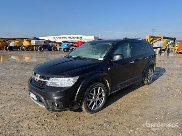 2016 Fiat freemont Automobile - Легковой автомобиль: фото 1 2016 Fiat freemont Automobile - Легковой автомобиль: фото 1