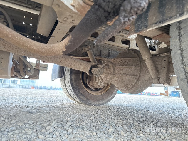 2016 Isuzu NPR 75 4x2 Waste Collection Truck - Мусоровоз: фото 4 2016 Isuzu NPR 75 4x2 Waste Collection Truck - Мусоровоз: фото 4